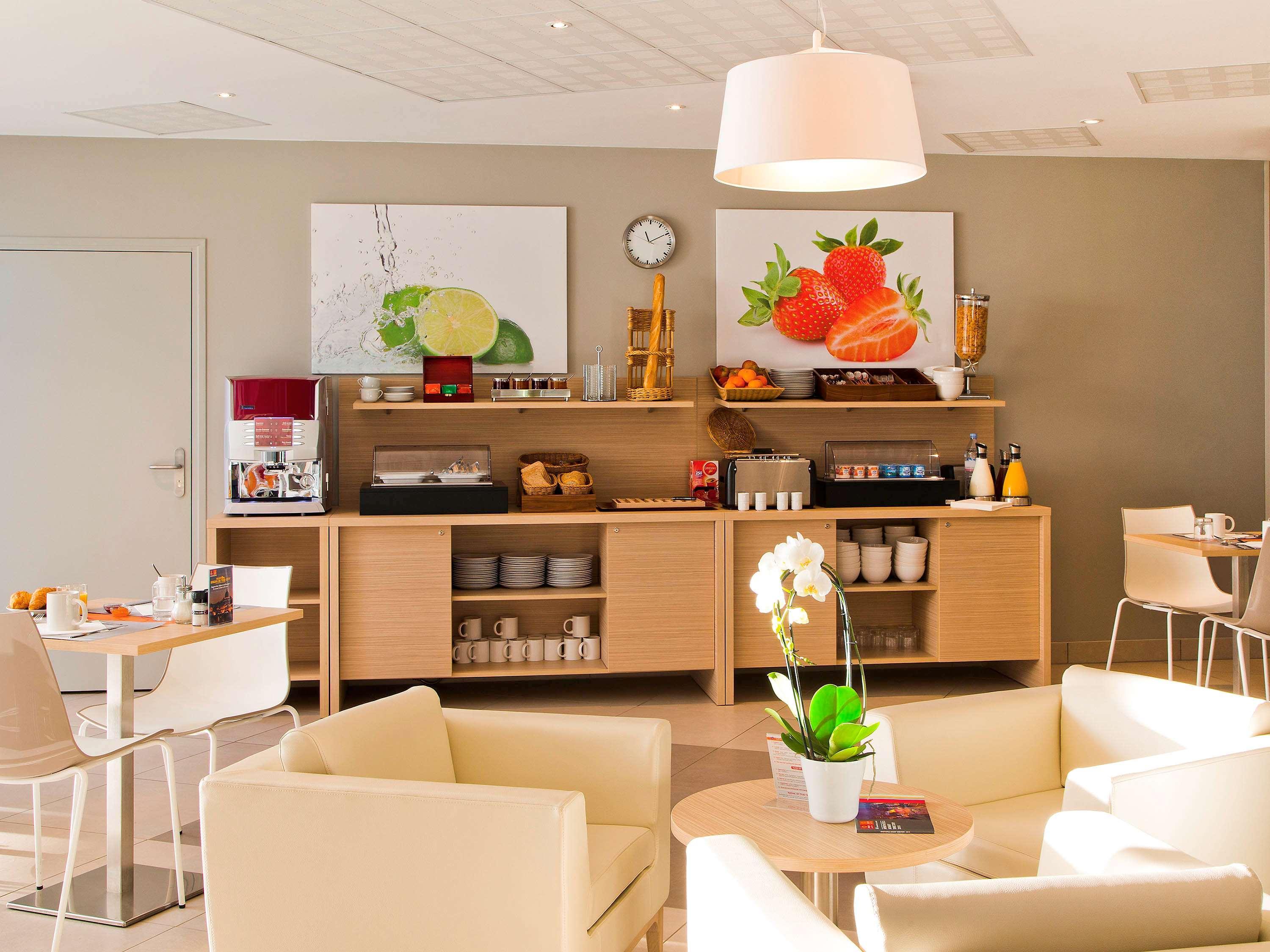 Adagio Access Les Docks Aparthotel 3*