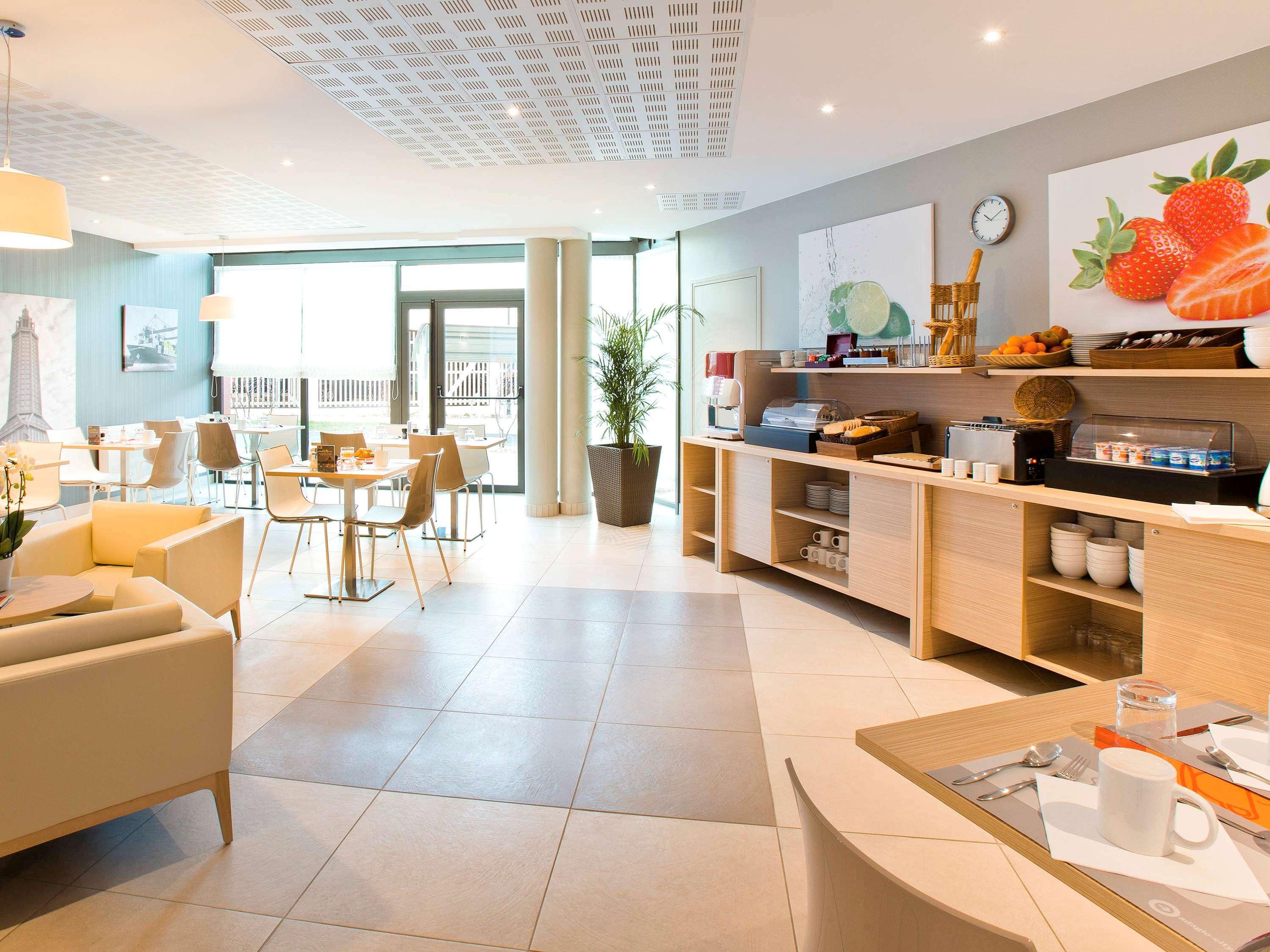 Adagio Access Les Docks Aparthotel Le Havre